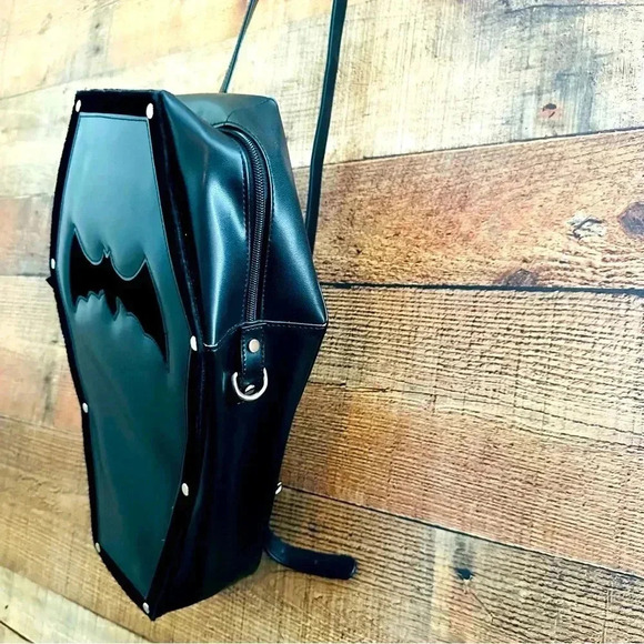 Addicted Designed By Alchemy England Vegan Leather/Velvet Goth Bat Coffin Bag